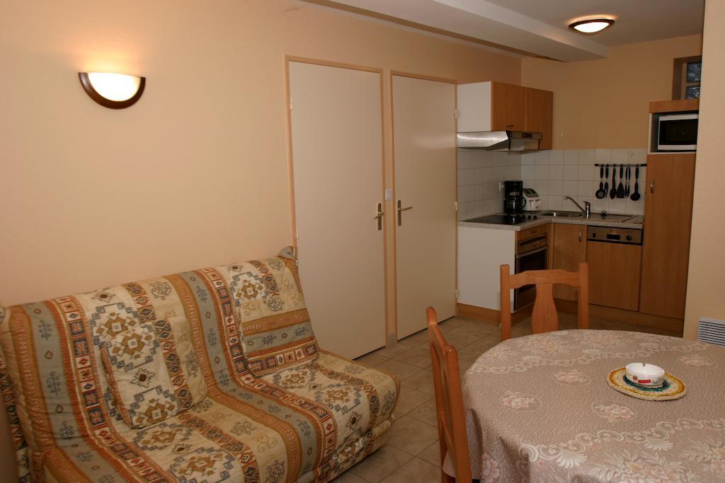 Arbizonloc Apartment Guchen Bagian luar foto